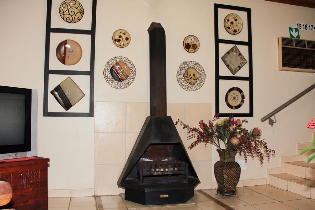 Rustenburg Guesthouse Екстериор снимка